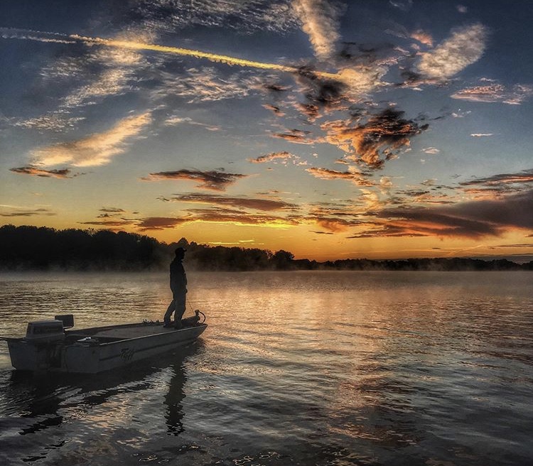 Road Trip Roundup: Top Fishing Spots in Illinois 